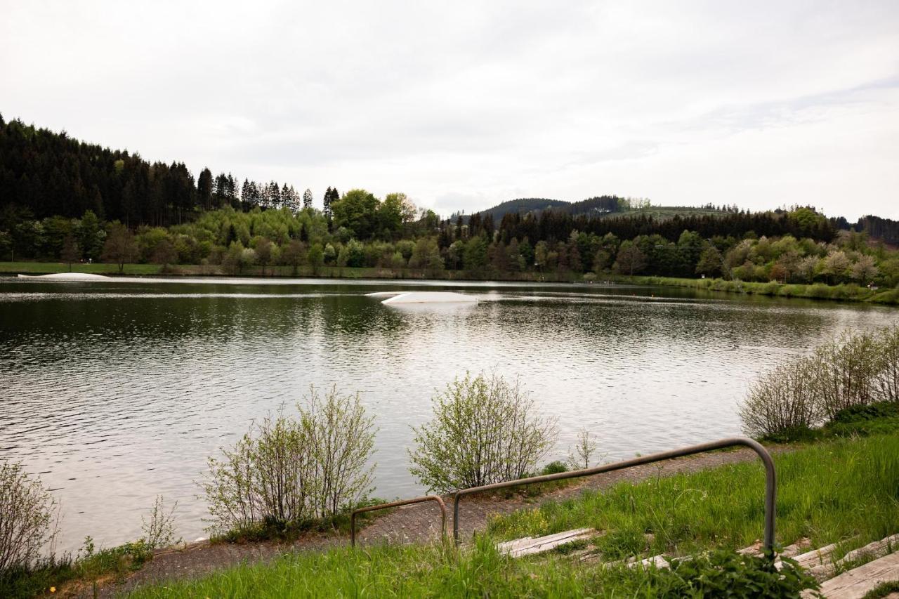 Ferienwohnung Mit Seeblick — Sport Und Erholung Winterberg Exterior foto
